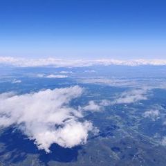 Verortung via Georeferenzierung der Kamera: Aufgenommen in der Nähe von Gemeinde Rohr im Gebirge, 2663, Österreich in 5700 Meter